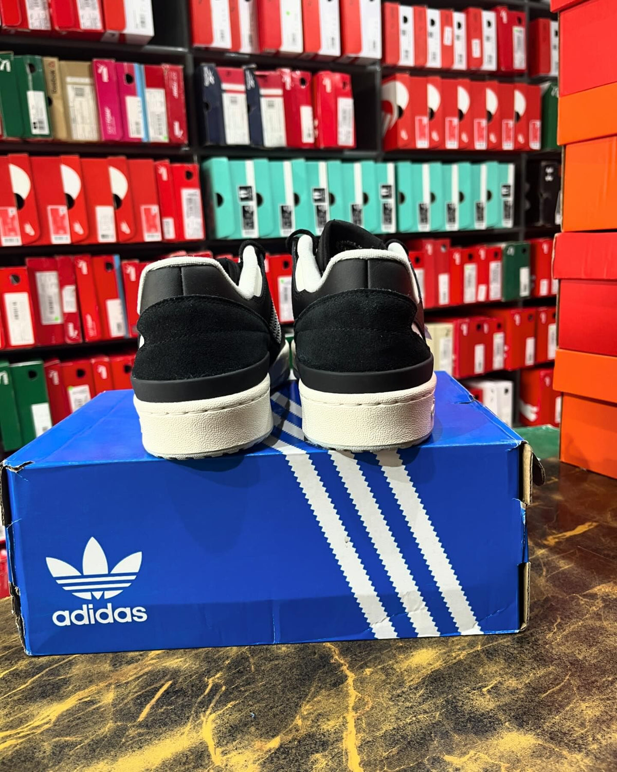 Adidas Forum Low Black - Smart Khareed