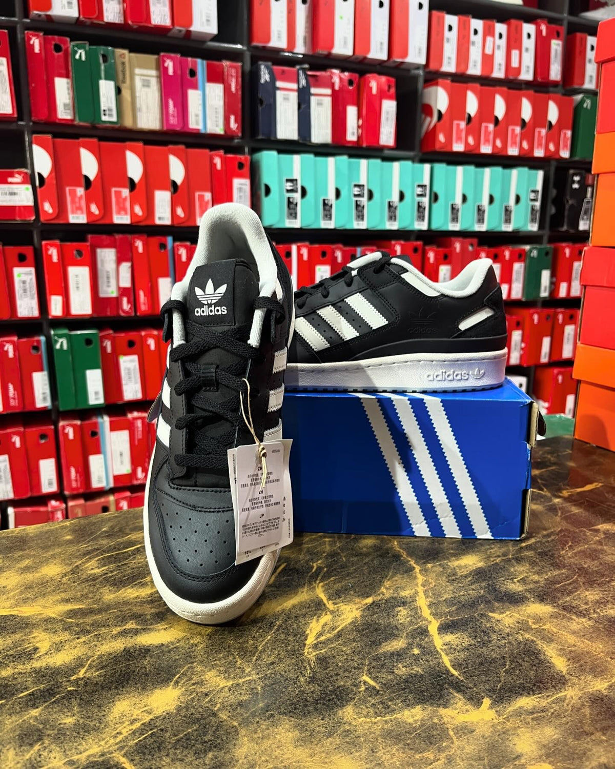 Adidas Forum Low Black - Smart Khareed