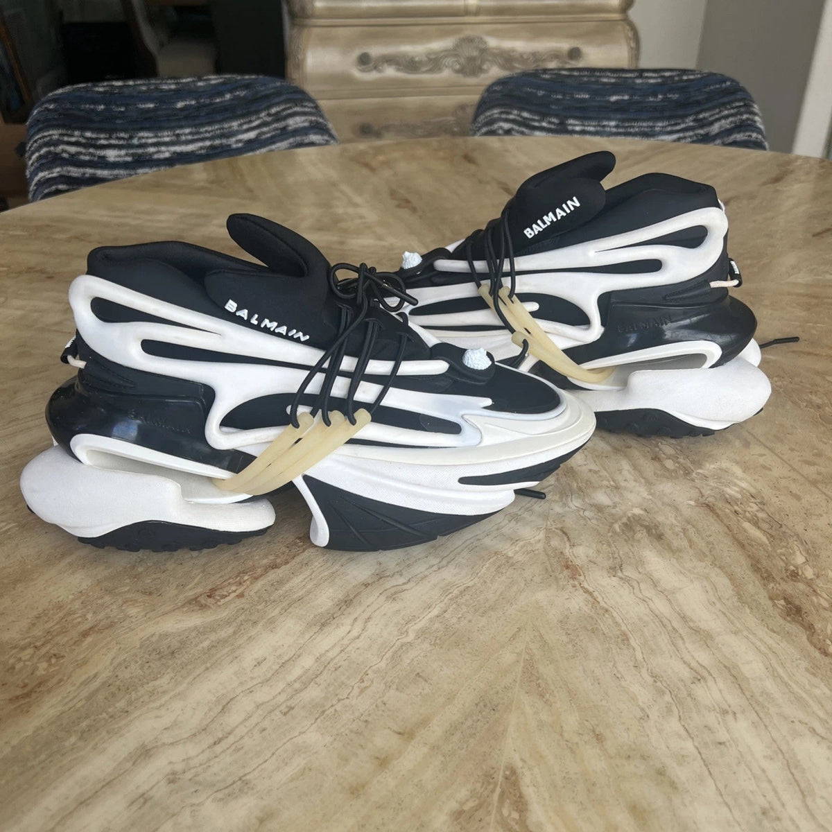 Balmain Unicorn Sneakers Neopren Calfskin Black/White - Shoe Boxs
