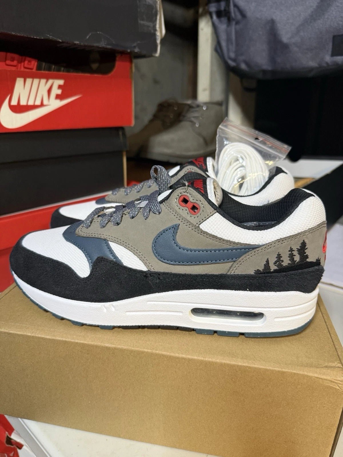 Nike Air Max 1 Escape Tree line - Shoe Boxs