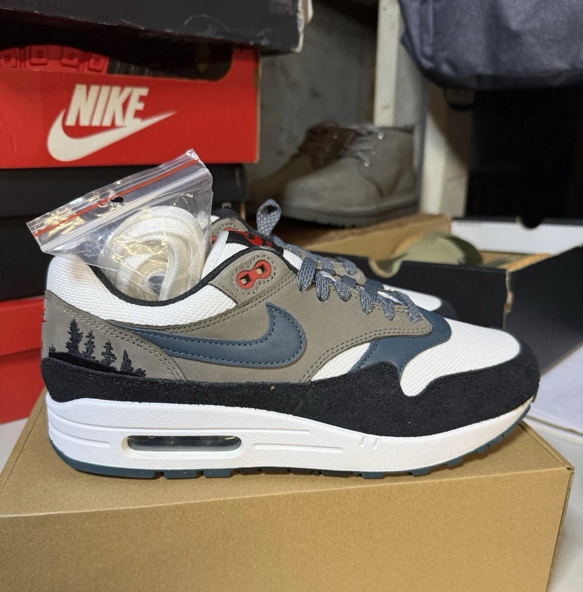 Nike Air Max 1 Escape Tree line - Shoe Boxs