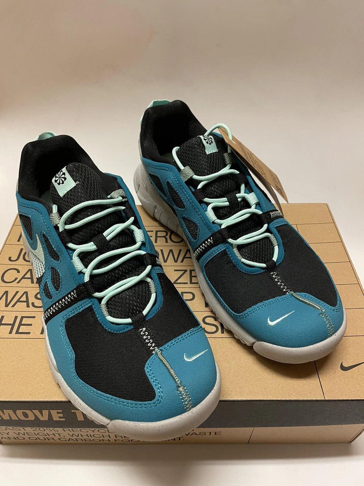 Nike Free Terra Vista - Shoe Boxs