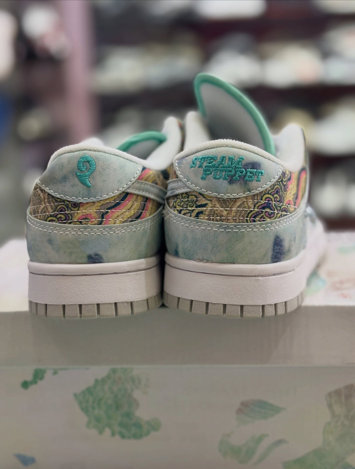 Nike SB Dunk Low Year of the Dragon Steam Puppet - Shoe Boxs